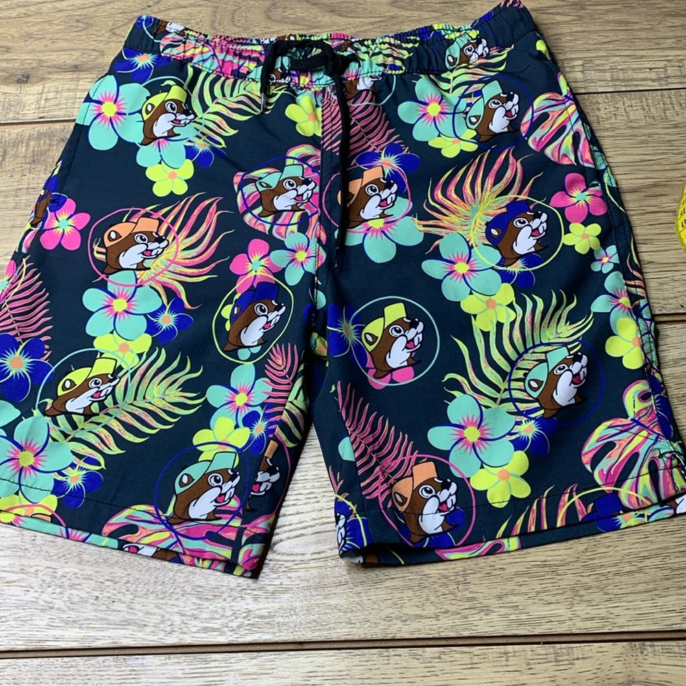 Buc-ees Youth Swim Trunks Size Medium
